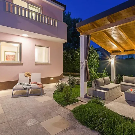 Villa Sweet Home Marija With Heated Pool Split Exterior photo